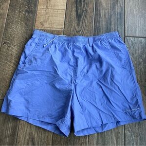 Columbia Omni shade men’s shorts size large 6” length